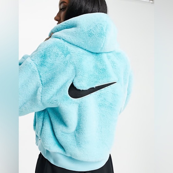 Nike faux fur hoodie - Picture 1 of 6